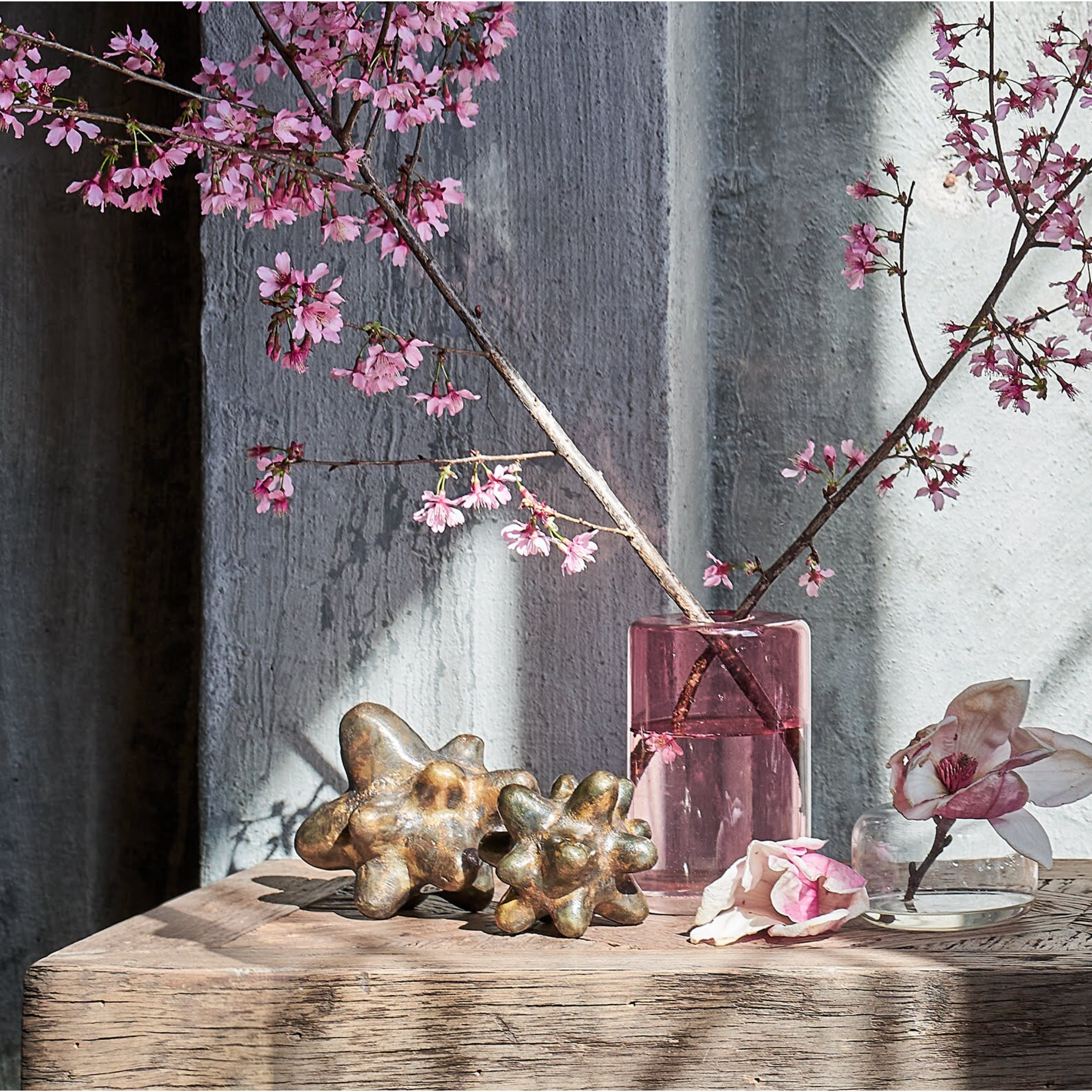 Grand objet en laiton