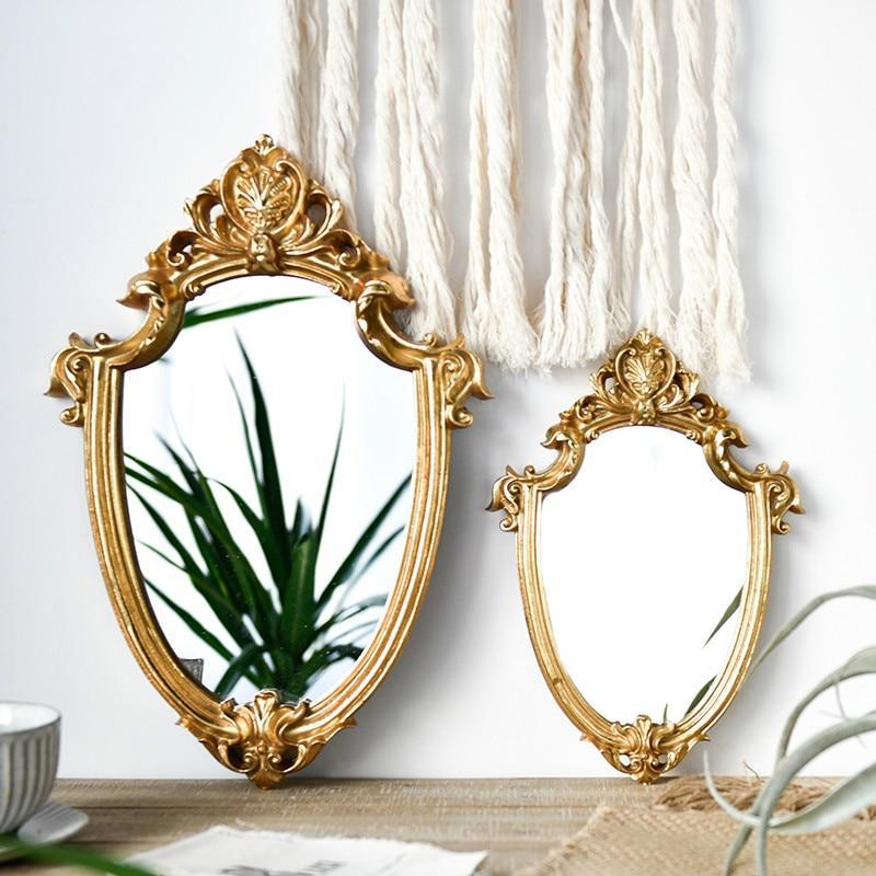 Miroir de Maquillage Doré en Relief Rétro Nordique Vieilli Miroir de Luxe Léger pour la Maison Miroir de Salle de Bain